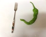【簡単！調理の技♪】ししとうの種の取り方作り方1写真