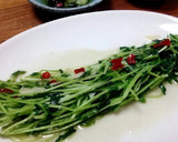 3分で作れる！豆苗のニンニク炒め作り方1写真