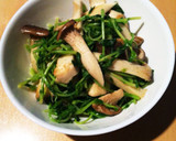 エリンギと豆苗の炒め物作り方5写真