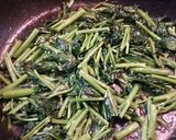 空芯菜(エンツァイ)のにんにく炒め作り方3写真