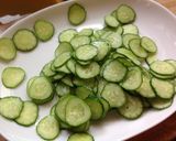 夏の暑い日には❤️キュウリ揉みサラダ作り方1写真