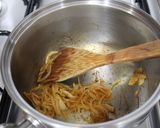 トムヤムペーストで♪豆腐とエノキのスープ作り方3写真