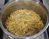 トムヤムペーストで♪豆腐とエノキのスープ作り方4写真