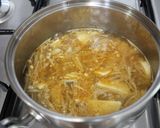 トムヤムペーストで♪豆腐とエノキのスープ作り方5写真
