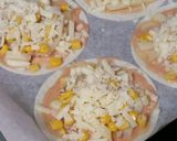 餃子の皮☆包丁不要のポテト&コーンピザ作り方3写真