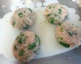 ゴマ香る、あっさり味の鶏団子♪作り方2写真
