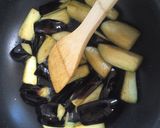 簡単♪麺つゆで茄子と厚揚の旨炒め♪作り方2写真