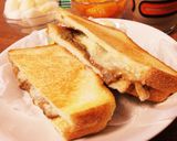 チーズカレーホットサンド♪モーニング。作り方5写真