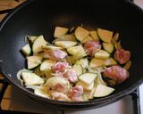 鶏モモ肉とズッキーニのクリームシチュー♪作り方3写真