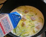 鶏モモ肉とズッキーニのクリームシチュー♪作り方4写真