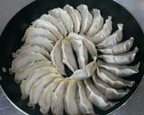 我が家で人気のジューシー肉餃子♪香り良！作り方5写真