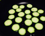 ズッキーニ♡カレーチーズソテー♡作り方2写真