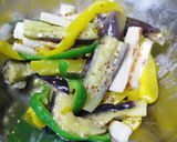 彩り野菜と竹輪の粒マスタードめんつゆ和え作り方6写真
