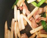 簡単!牛肉とポテトの焼肉のタレ炒め作り方4写真
