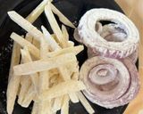 ラーメンバーガー!オニオンフライを添えて作り方3写真