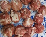 豚ロース薄切りで肉団子!!チリソースで☆作り方1写真