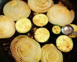 ズッキーニと玉ねぎのステーキ風作り方4写真