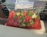 ぱぱっと冷や味噌汁(トマトとオクラ)作り方1写真
