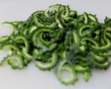 ゴーヤと油揚げの塩炒め　ふわふわ卵と共に作り方1写真