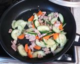 きゅうりと豚肉のオイマヨ炒め作り方3写真