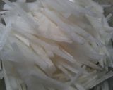 材料3つ♪調味料3つ♪梅味の大根サラダ作り方1写真
