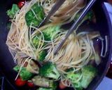 ☆ウイニー＆たっぷり野菜ぺペロンチーノ☆作り方5写真