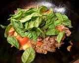 バジルトマト炒め牛丼作り方5写真