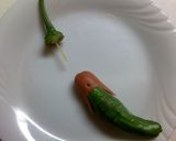 ソーセー人　ししとうでミノムシごっこ作り方3写真