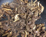ご飯がすすむ〜♪②牛肉とキノコの甘辛炒め作り方4写真