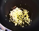 香るブラウンマッシュルームのオイルパスタ作り方2写真