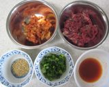 牛コマ肉と大根のキムチ炒め作り方2写真