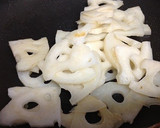 れんこんとこんにゃくの炒め物作り方3写真
