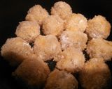 簡単！ヘルシー揚げ焼きコロコロコロッケ☆作り方4写真