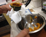 坊ちゃんかぼちゃのまるごとグラタン作り方5写真