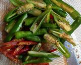 唐辛子のチーズ煮込み作り方1写真