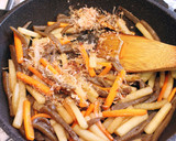 簡単！コンニャクと大根と人参のきんぴら作り方6写真
