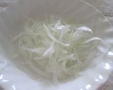 鶏肉と玉ねぎで♫わさびマヨ醤油サラダ作り方3写真