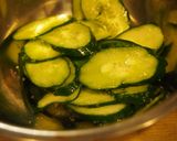 生姜でさっぱり夏野菜のピリ辛浅漬け作り方2写真
