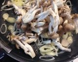 あと一品♪しめじとネギのマーガリン炒め♡作り方2写真