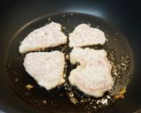塩麹柔らか☆鶏むね肉のパン粉焼き作り方3写真