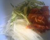 キムチと野菜の和え物作り方1写真