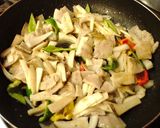 簡単豚バラとエリンギの本格中華炒め丼作り方4写真