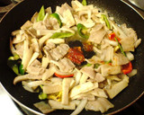 簡単豚バラとエリンギの本格中華炒め丼作り方5写真