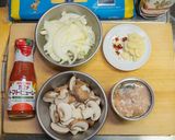 鯖缶とマッシュルームのトマトソースパスタ作り方2写真