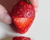 イチゴでお顔作り方1写真