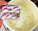 簡単♪カニカマと春雨の中華スープ♪作り方4写真