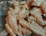 簡単夕食★鶏胸肉カレー粉スティックフライ作り方3写真
