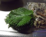 紫蘇と鮭フレークの温卵バジル風パスタ作り方3写真