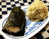 塩昆布とはちみつ梅のおにぎり。作り方3写真