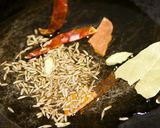 スパイスから作る! キーマカレー皿うどん作り方3写真